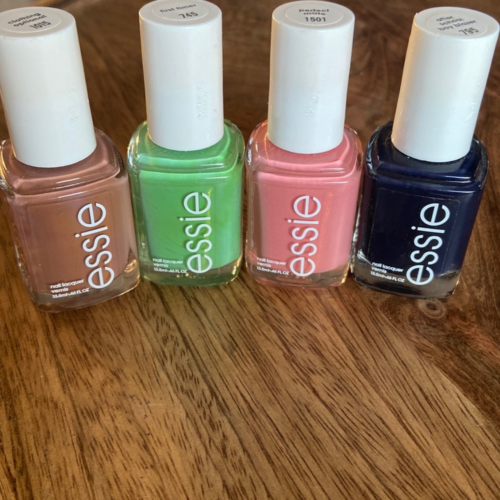 Essie Nailpolish